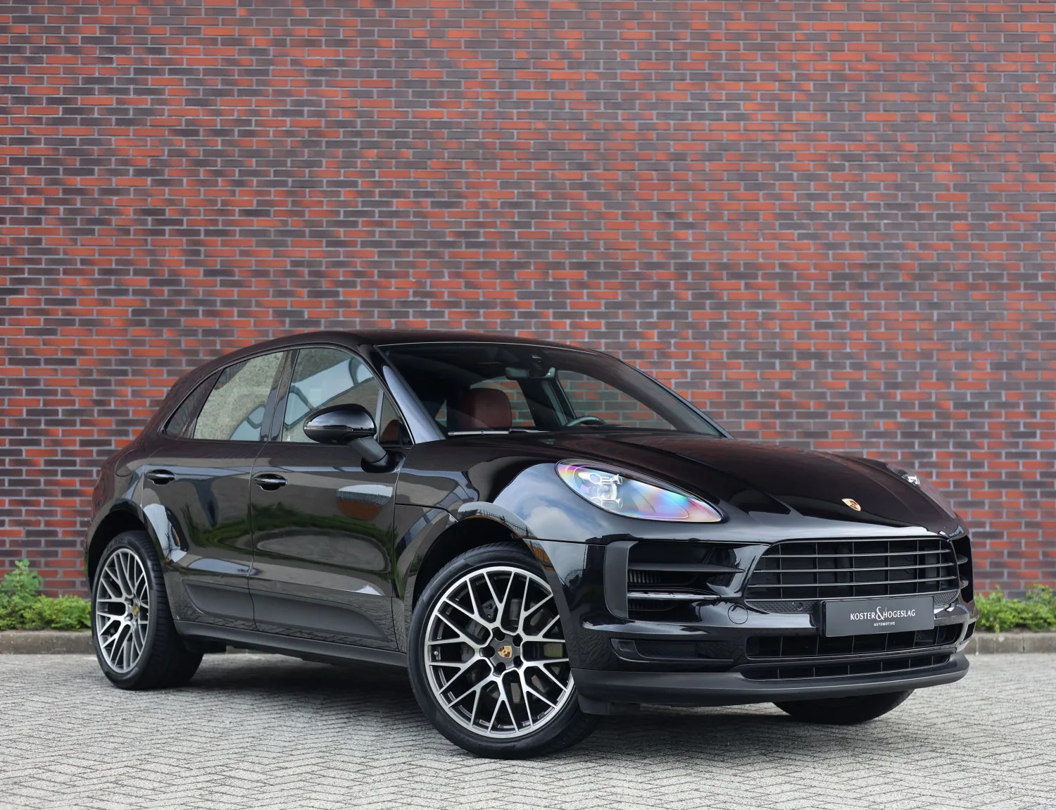 Porsche Macan (2020) — foto 1