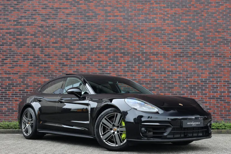 Porsche Panamera (2022)
