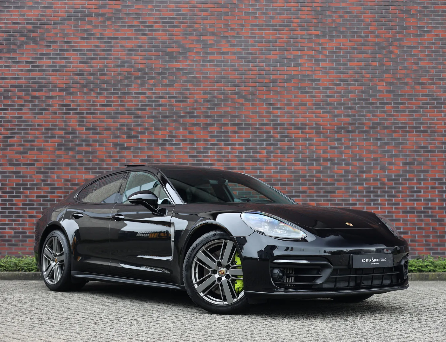 Porsche Panamera (2022) — foto 1