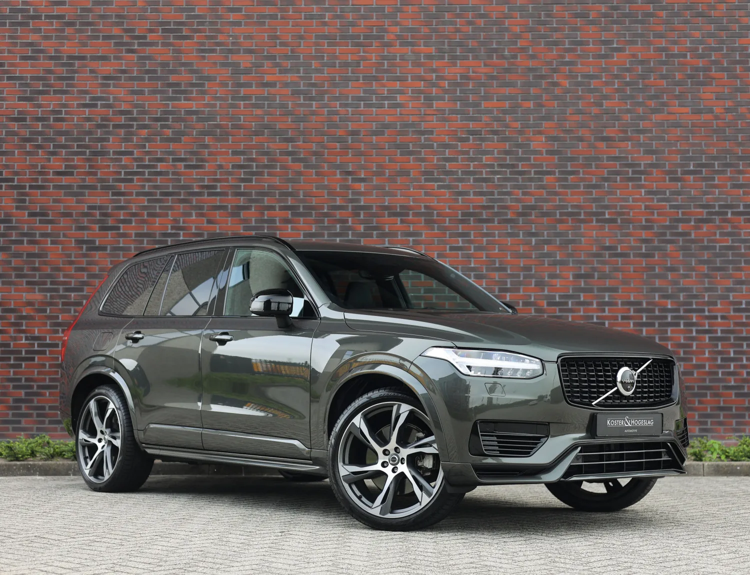 Volvo T8 (2022) — foto 1