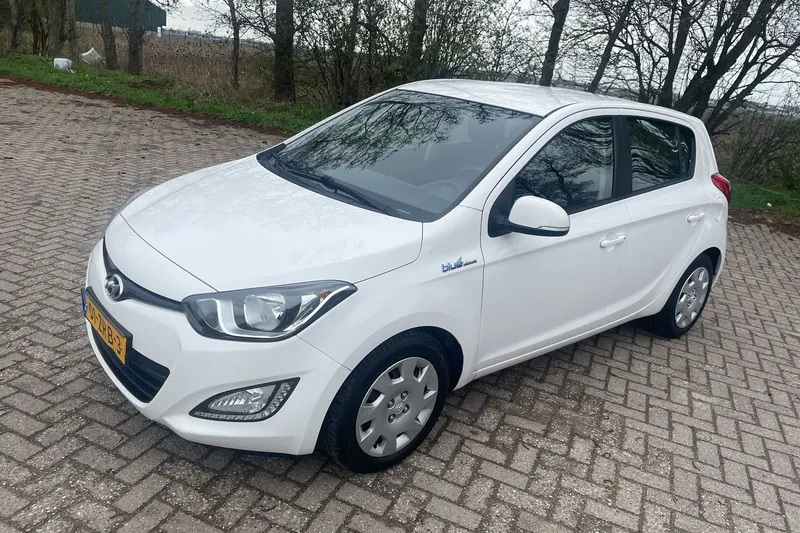 Hyundai i20 (2013)