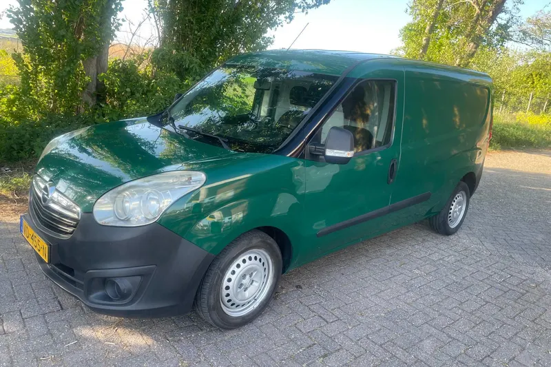 Opel Combo (2013)
