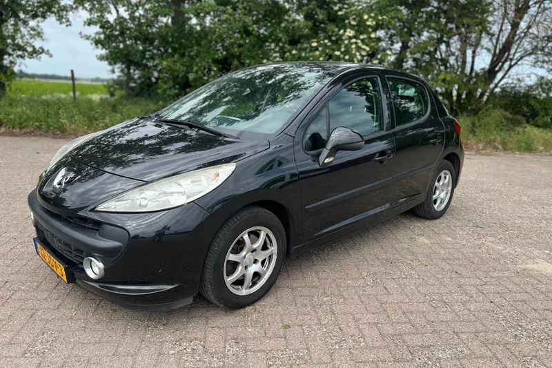 Peugeot 207 (2009)
