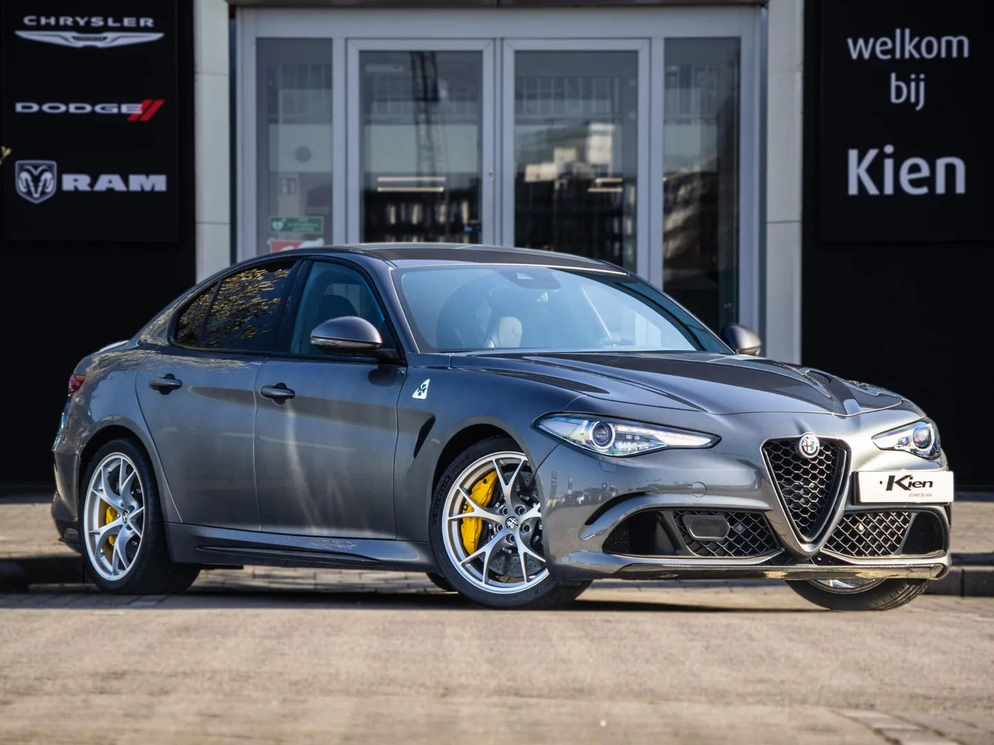 Alfa Romeo Giulia (2019) — foto 1