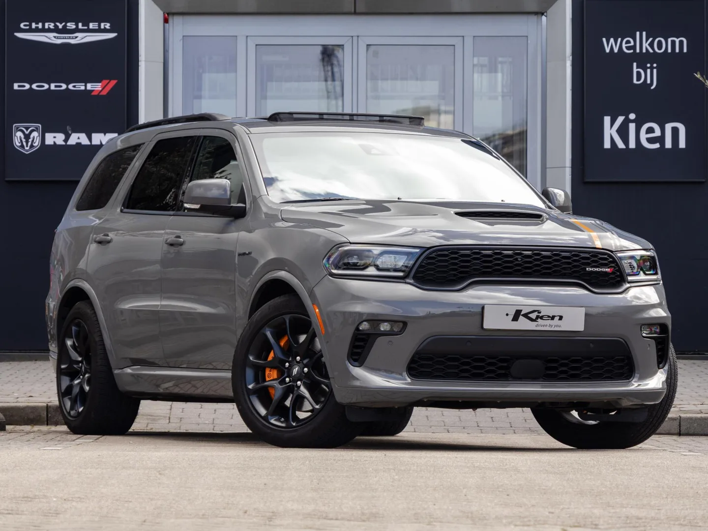 Dodge Durango (2024) — foto 1