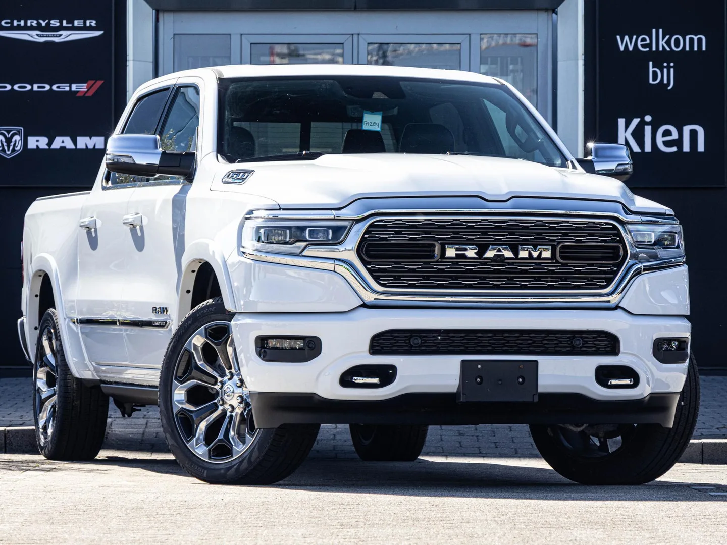 Dodge Ram (2024) — foto 1