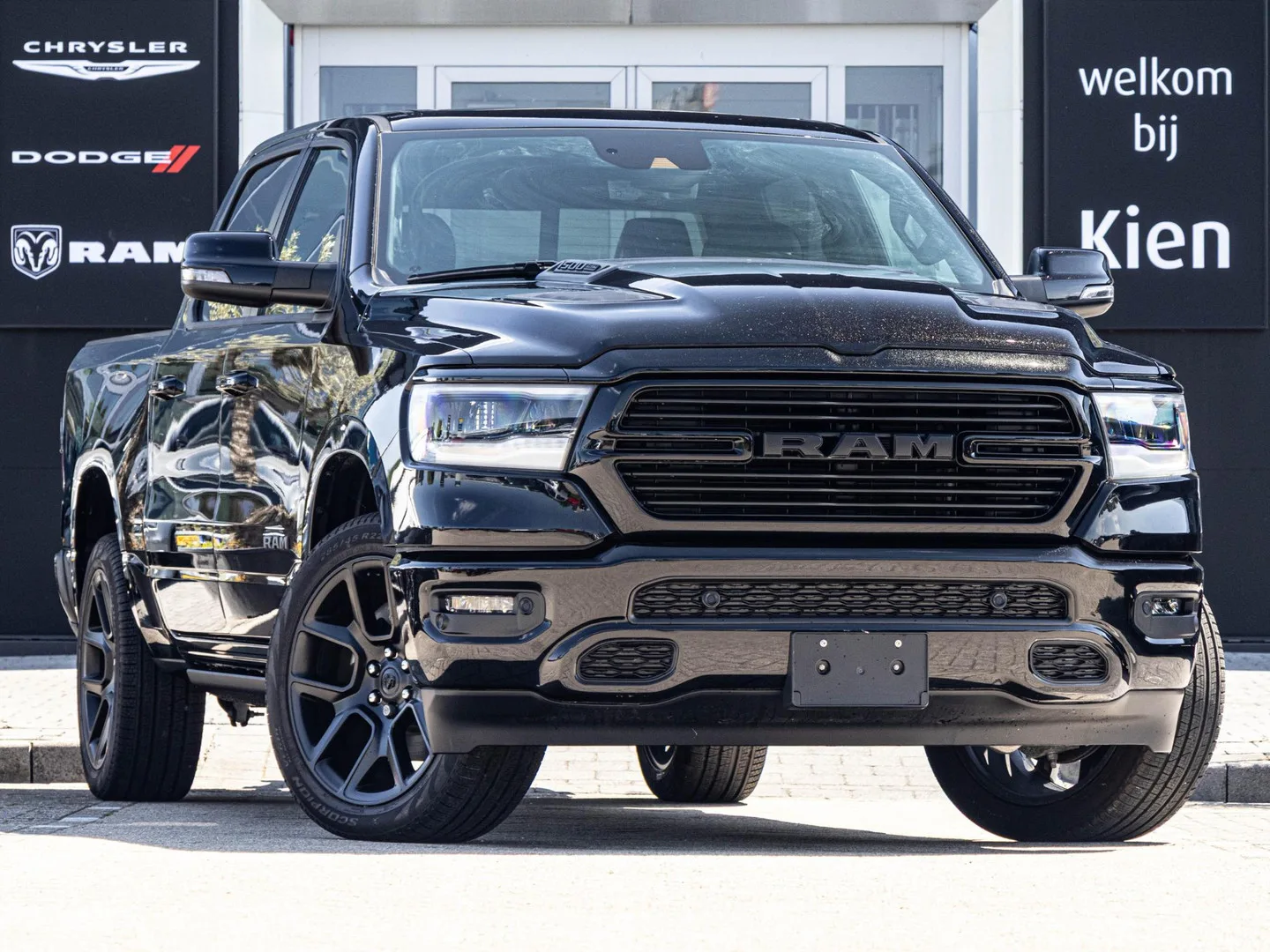 Dodge Ram (2024) — foto 1
