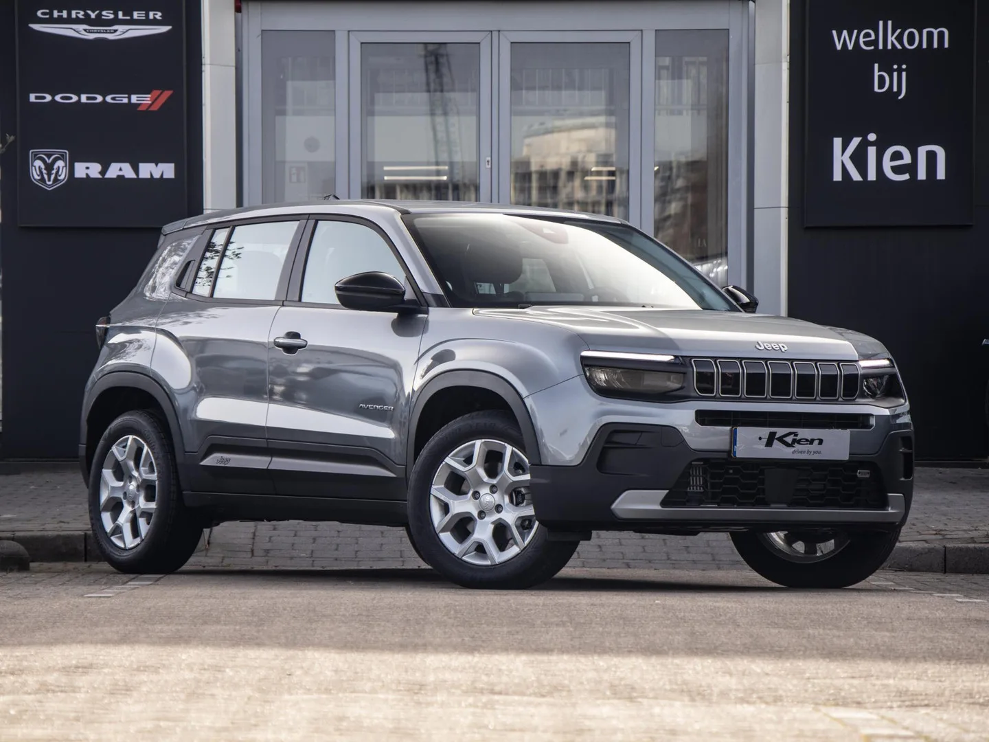 Jeep Avenger (2024) — foto 1