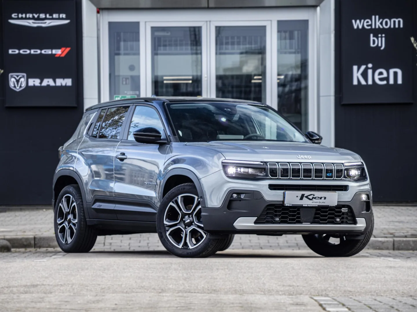 Jeep Avenger (2024) — foto 1