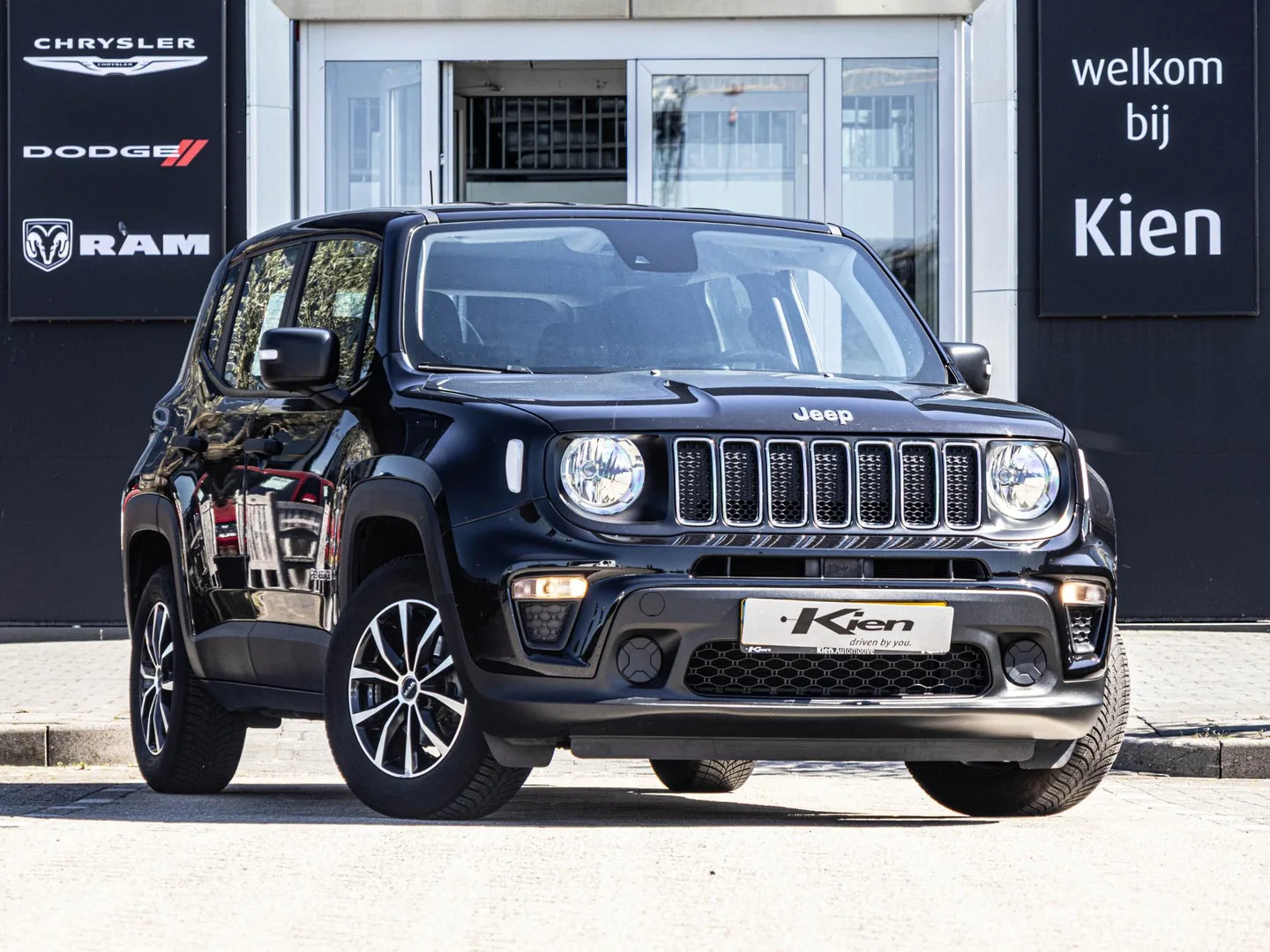 Jeep Renegade (2019) — foto 1