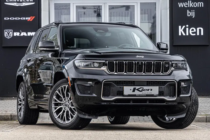 Jeep Grand Cherokee (2023)