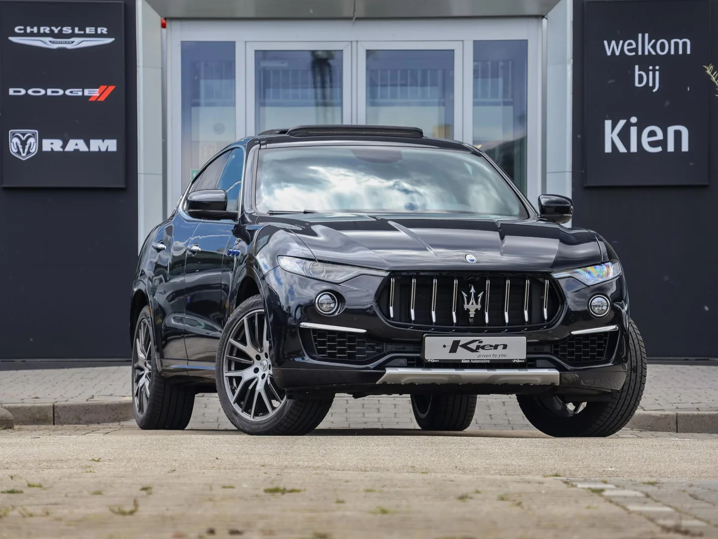 Maserati Levante (2022) — foto 1