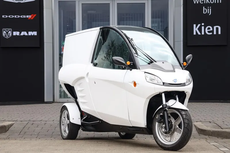 Carver Cargo (2022)