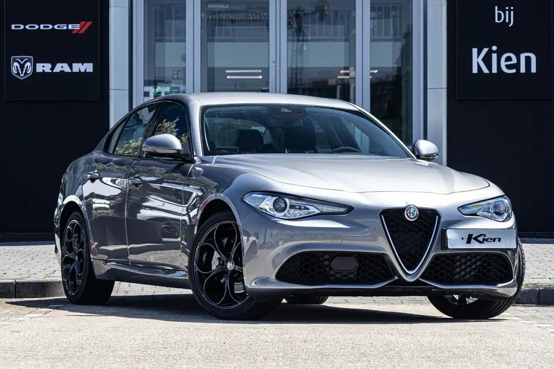 Alfa Romeo Giulia (2020)
