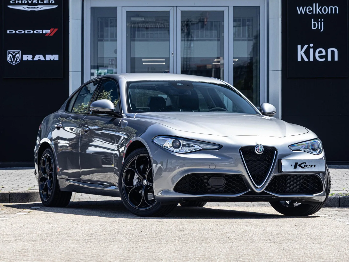 Alfa Romeo Giulia (2020) — foto 1