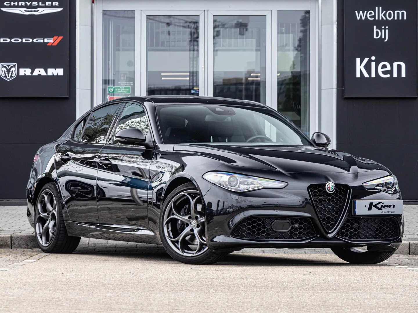 Alfa Romeo Giulia (2021) — foto 1
