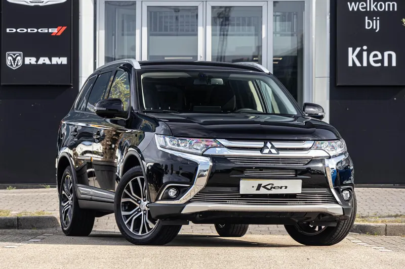 Mitsubishi Outlander (2018)