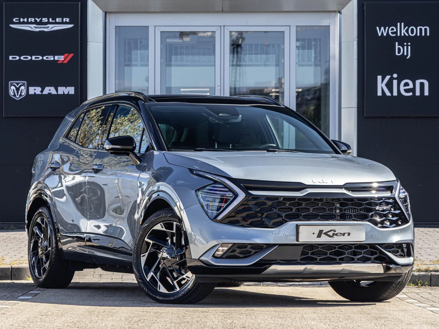 Kia Sportage (2023) — foto 1