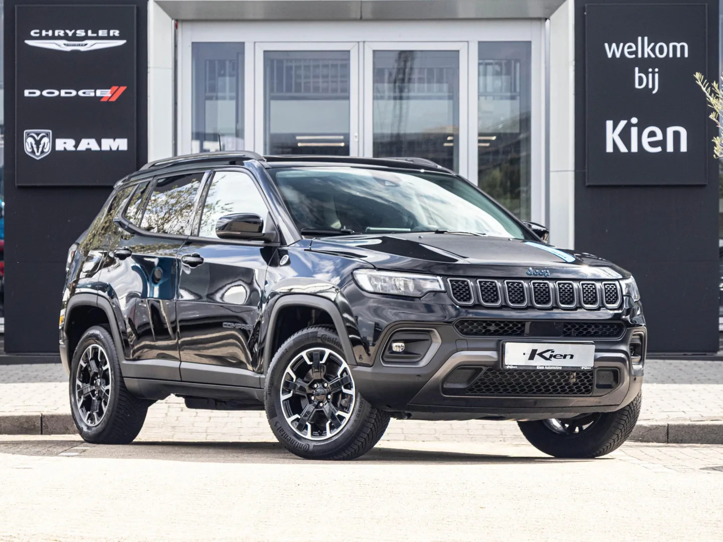 Jeep Compass (2022) — foto 1