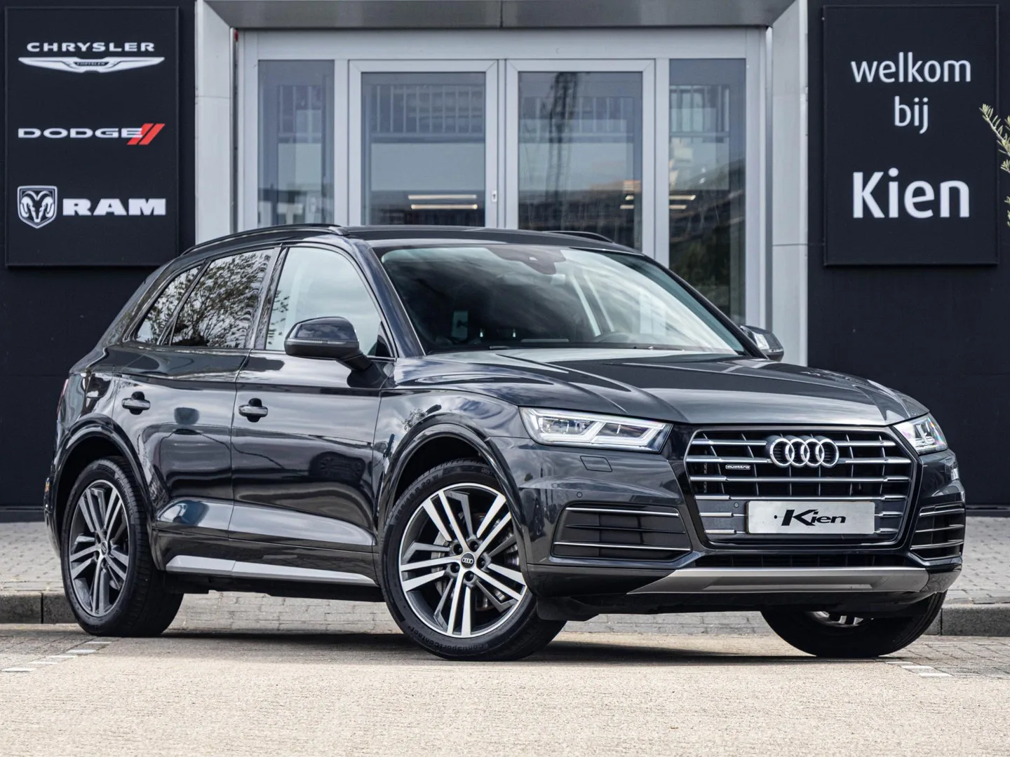 Audi Q5 (2020) — foto 1