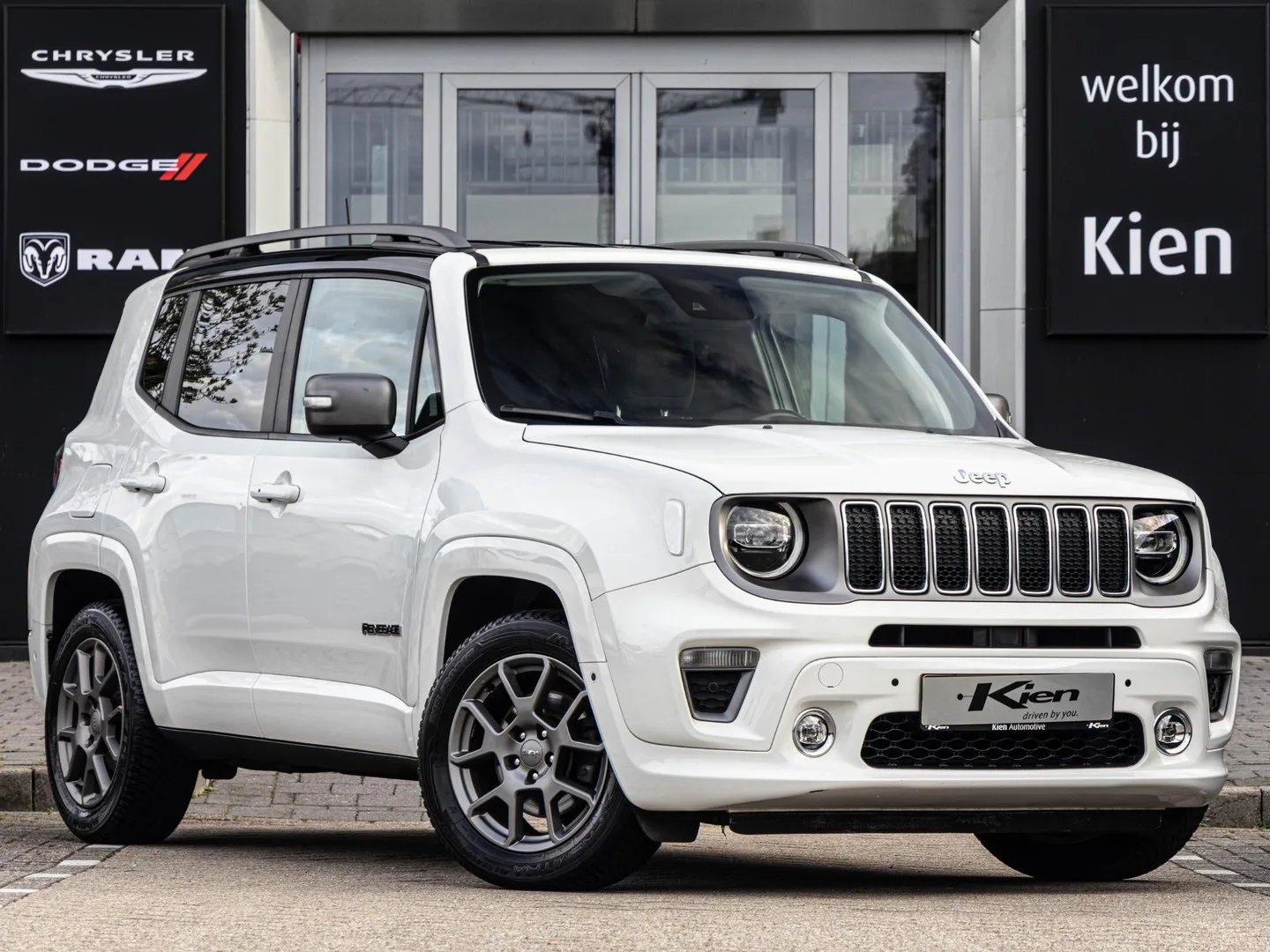 Jeep Renegade (2019) — foto 1