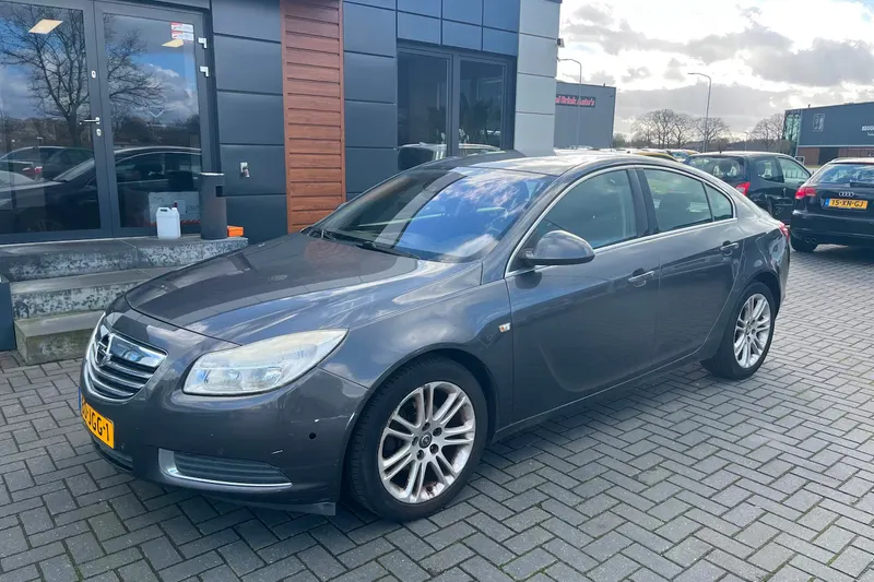 Opel Insignia (2009)