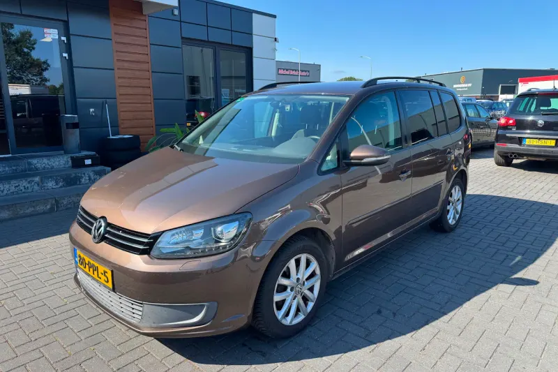 Volkswagen Touran (2011)