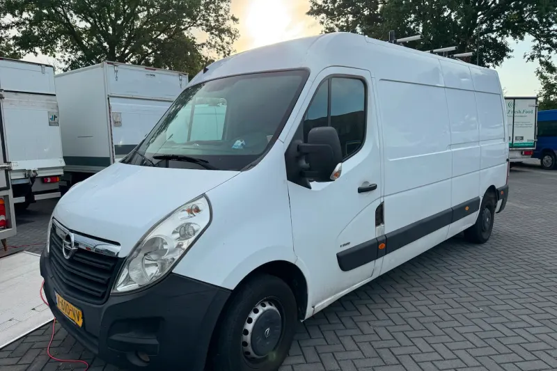 Opel Movano