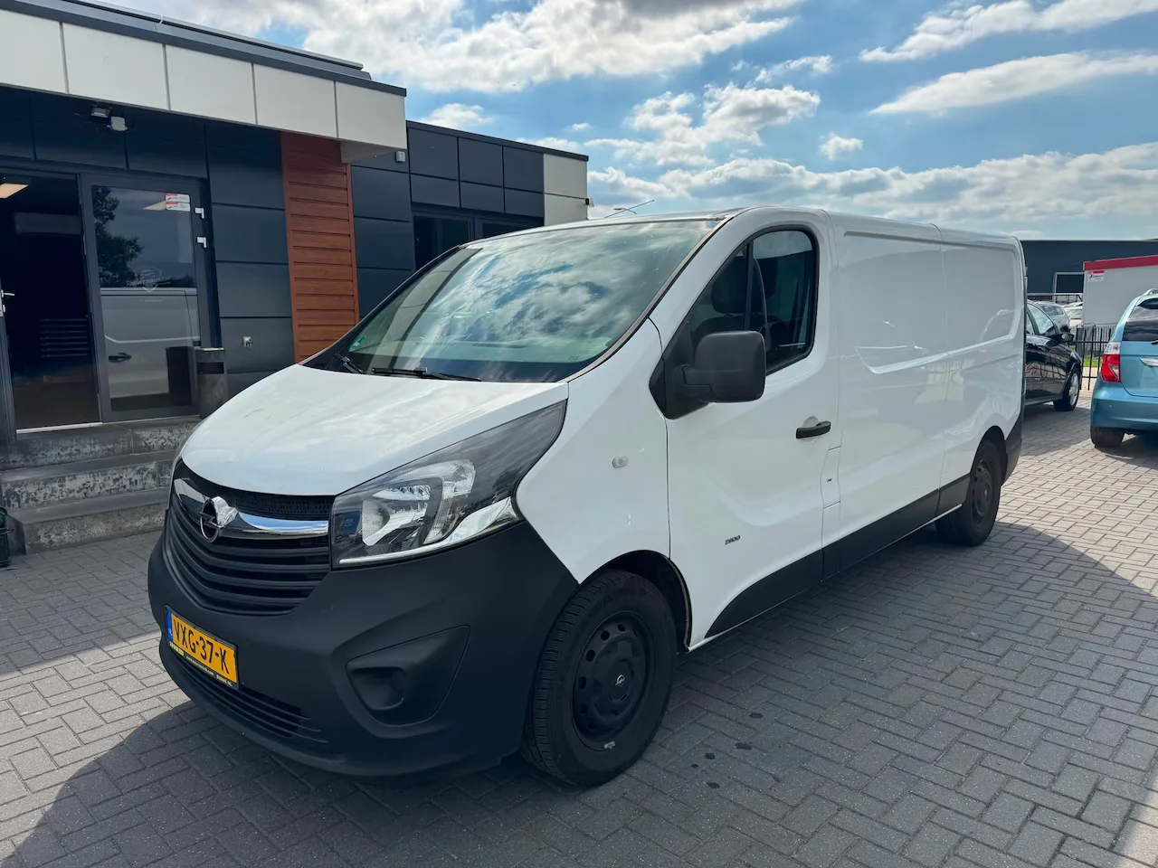 Opel Vivaro (2017) — foto 1
