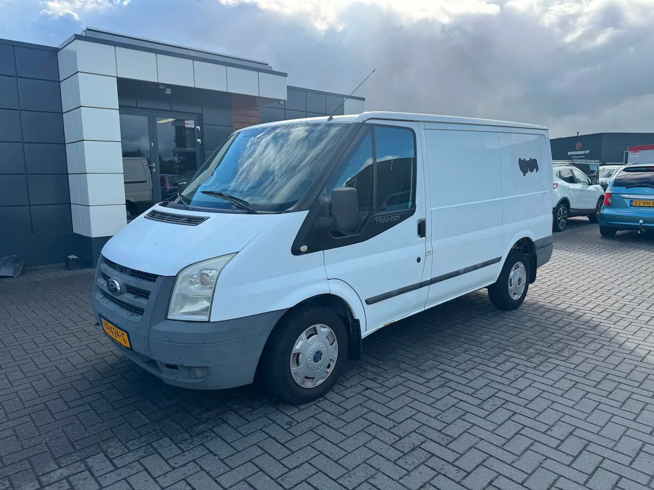 Ford Transit (2011) — foto 1