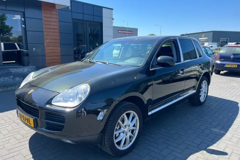 Porsche Cayenne (2006)