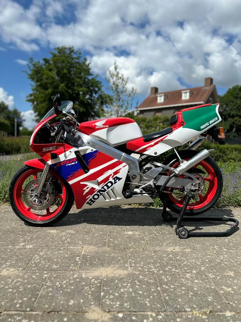 Honda NSR 250 R (1992) — foto 1