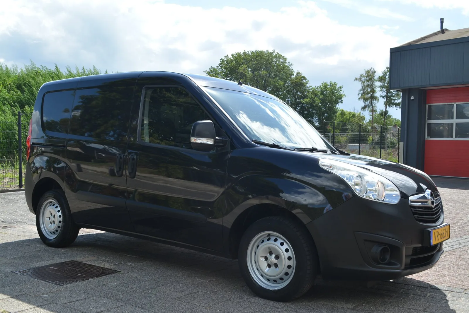 Opel Combo (2015) — foto 1