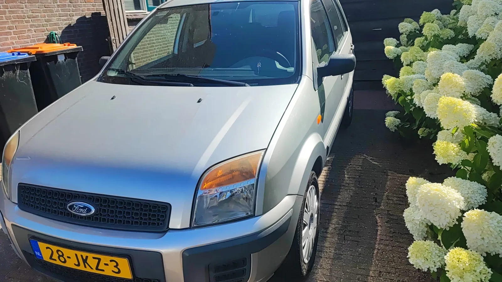 Ford Fusion (2009) — foto 1