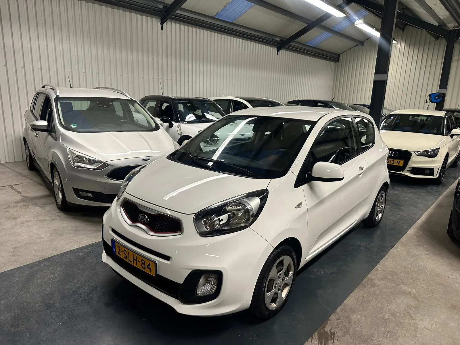 Kia Picanto (2013) — foto 1