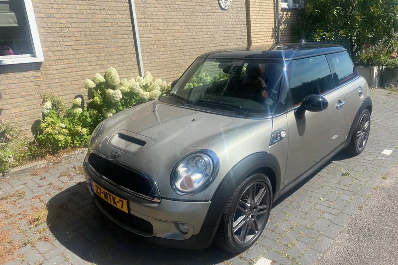MINI Cooper S (2008)