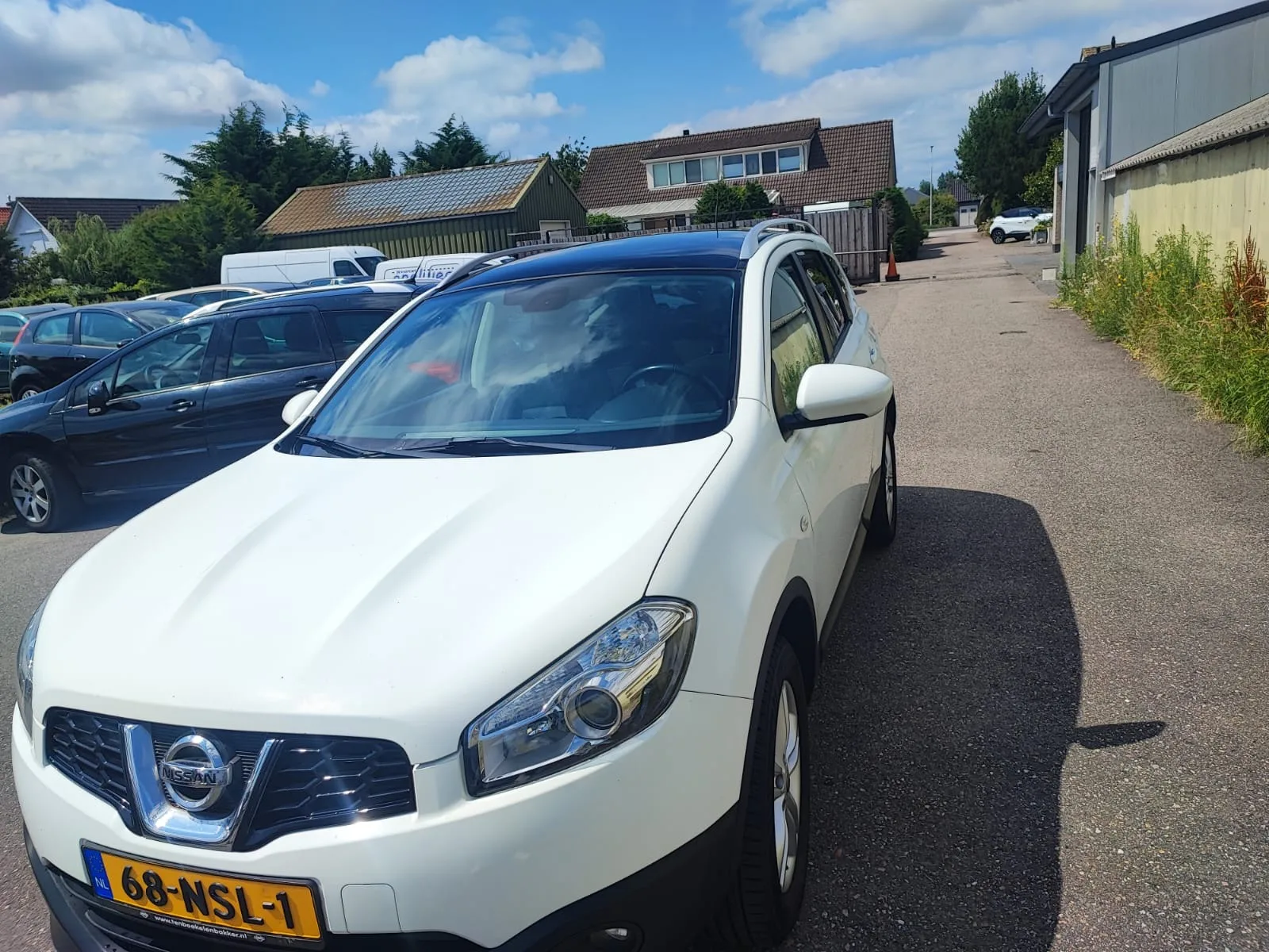 Nissan Qashqai (2010) — foto 1