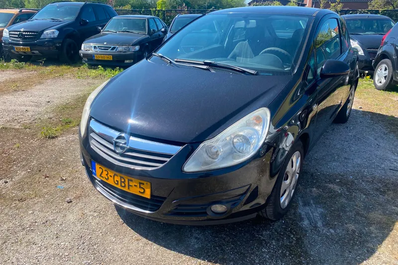 Opel Corsa (2008)