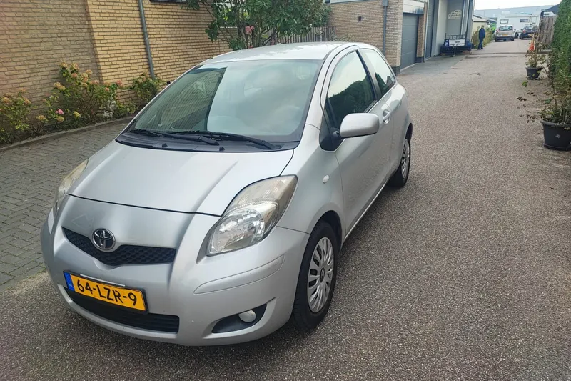 Toyota Yaris (2010)