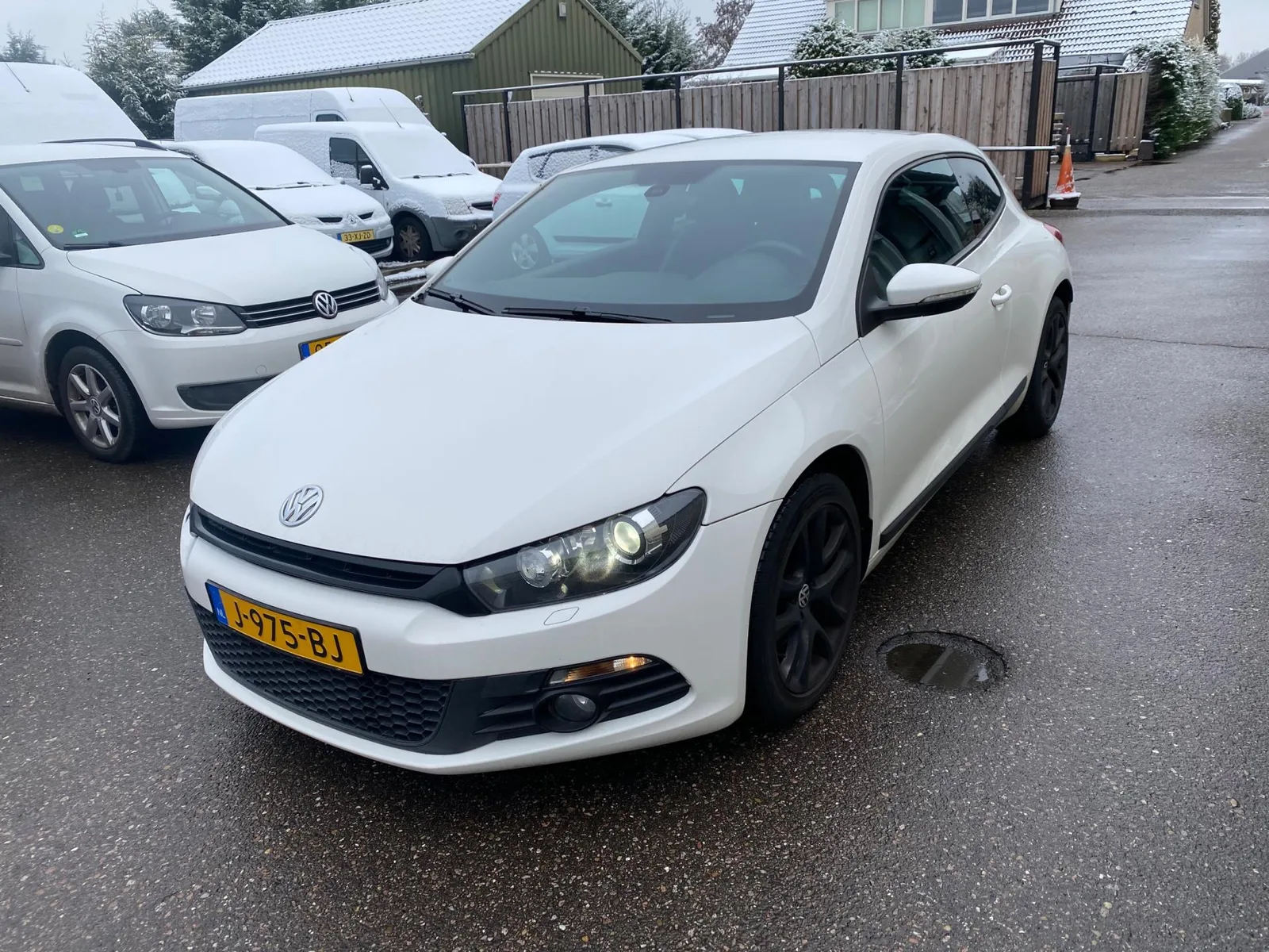 Volkswagen Scirocco (2010) — foto 1
