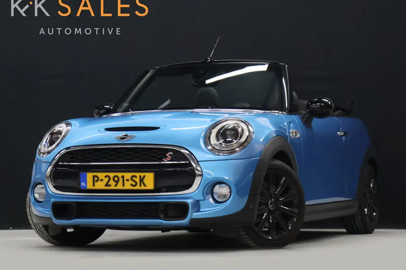 MINI Cabrio (2017)