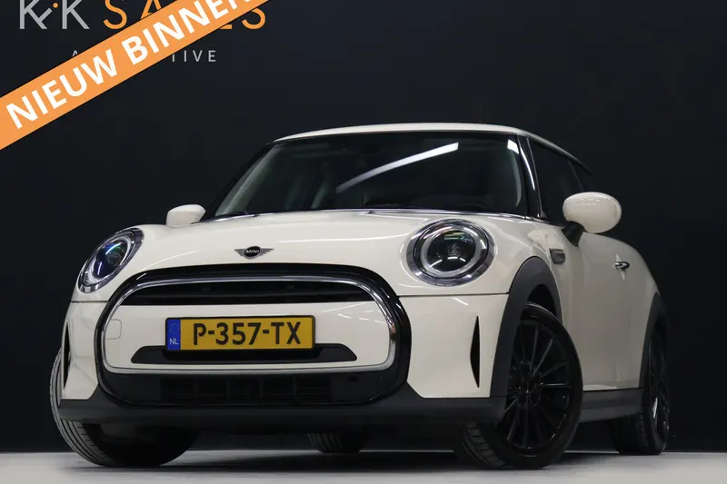 MINI One (2022)