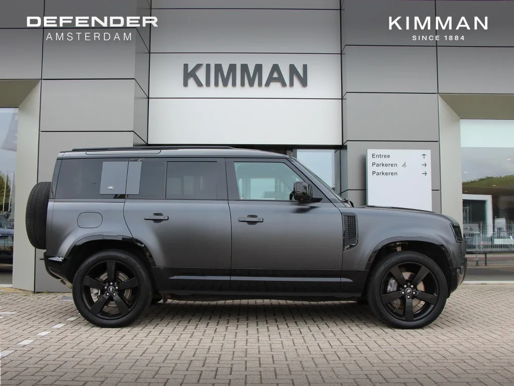 Land Rover Defender (2022) — foto 1