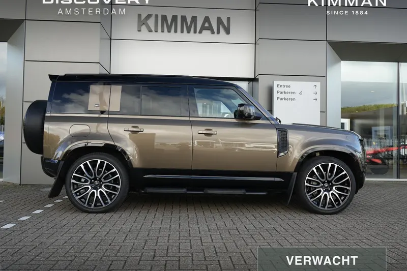 Land Rover Defender (2022)