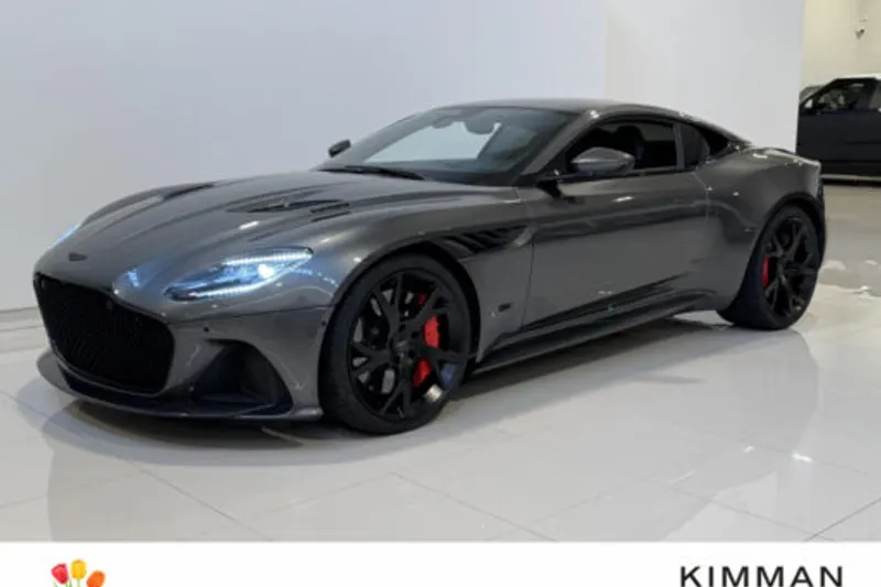Aston Martin DBS (2021)