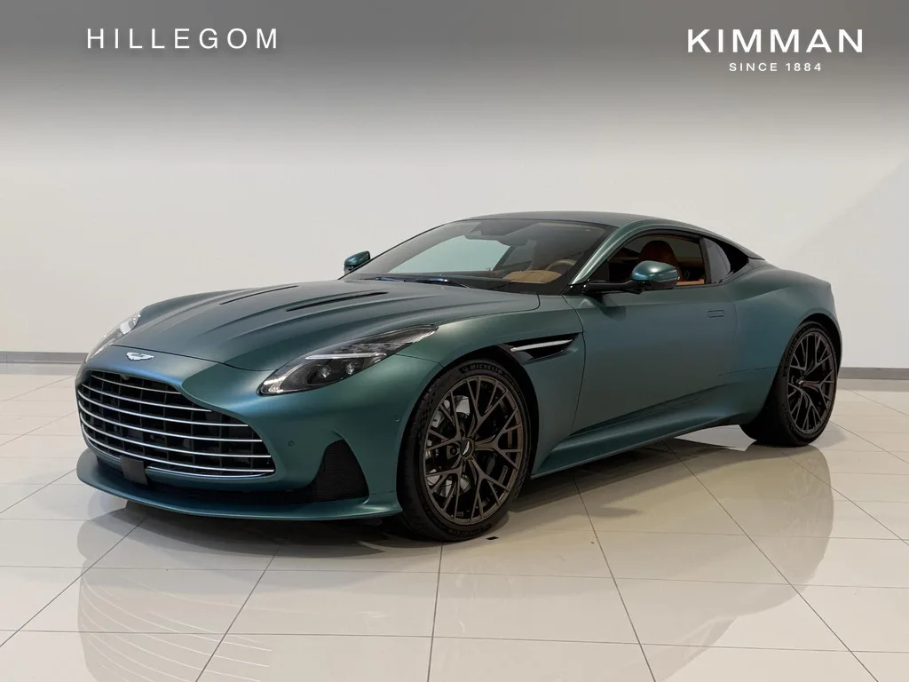 Aston Martin DB12 (2024) — foto 1