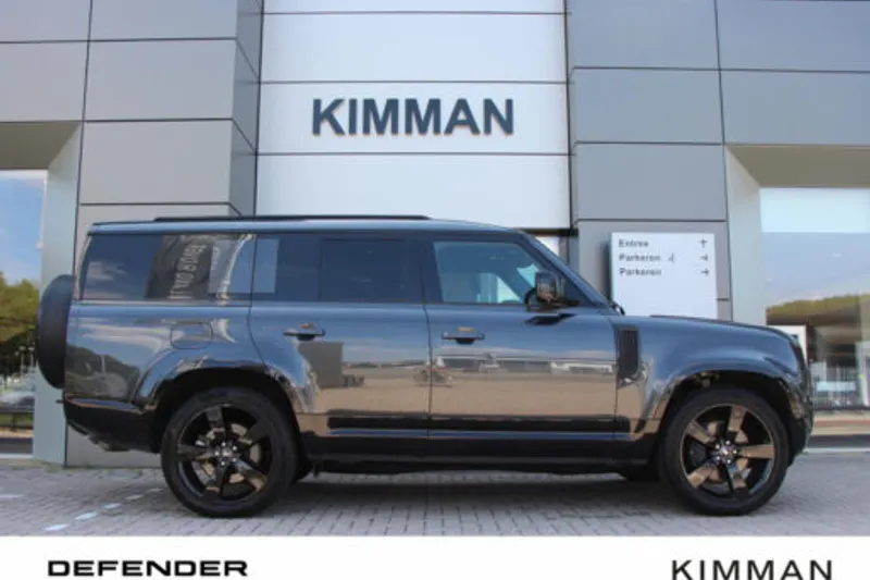 Land Rover Defender (2025)