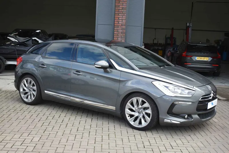 Citroën DS5 (2012)