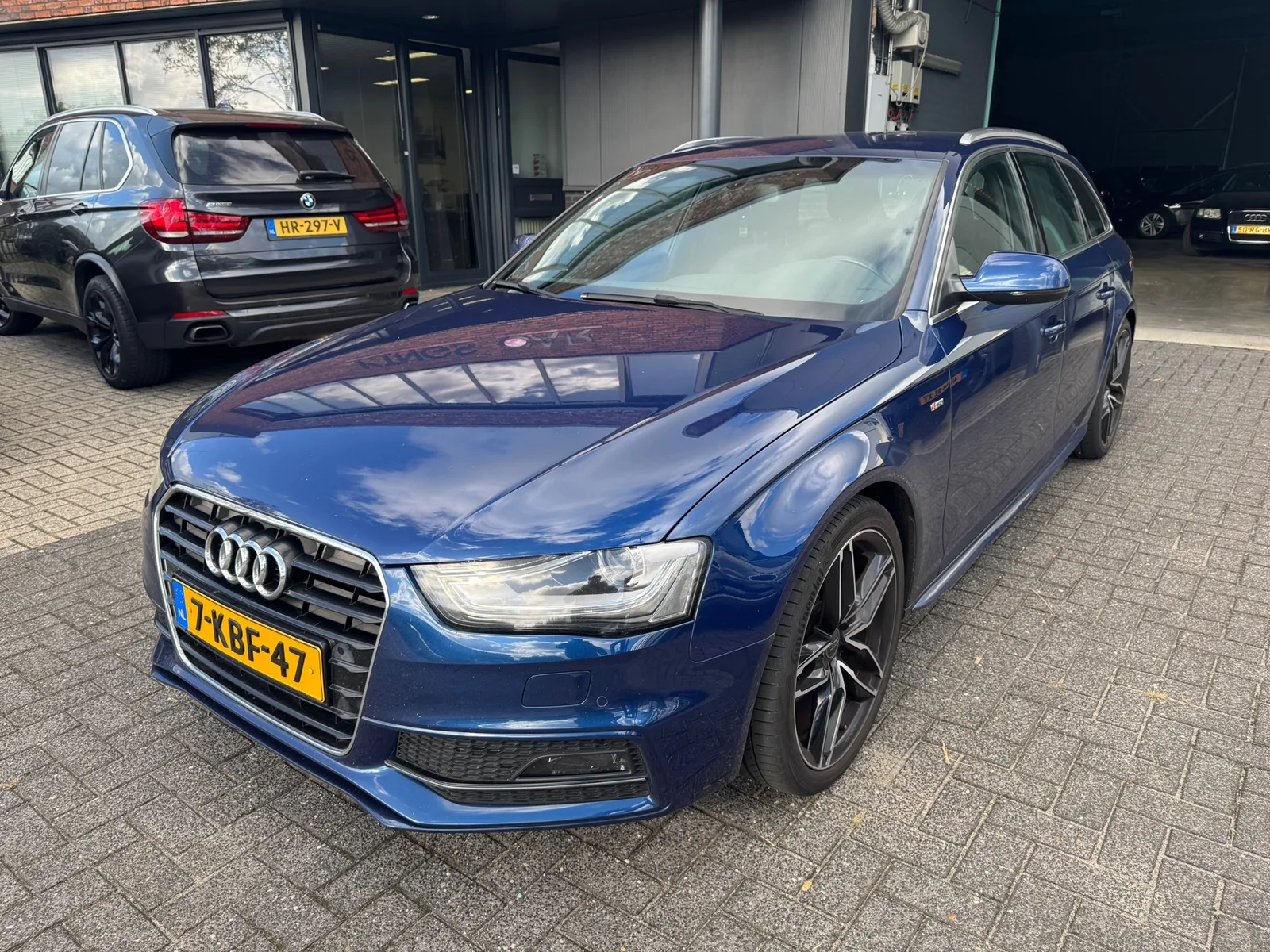 Audi A4 (2013) — foto 1