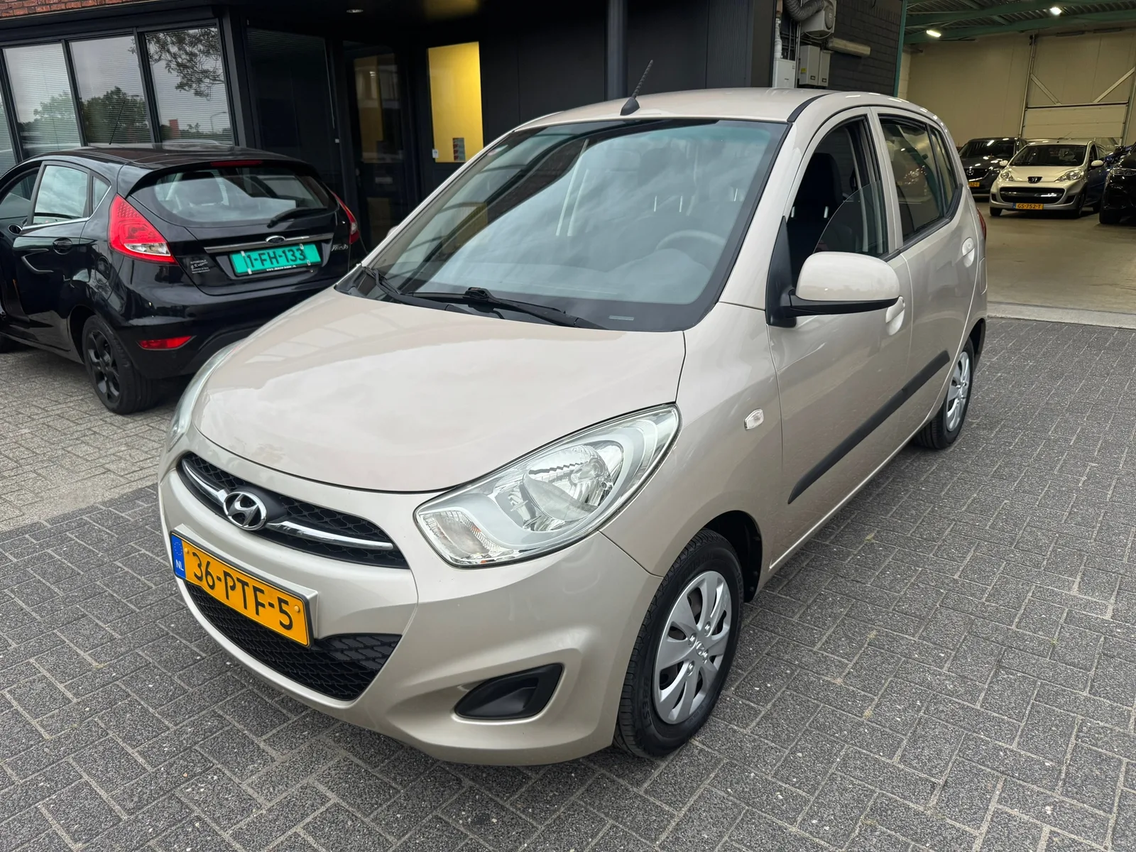 Hyundai i10 (2011) — foto 1
